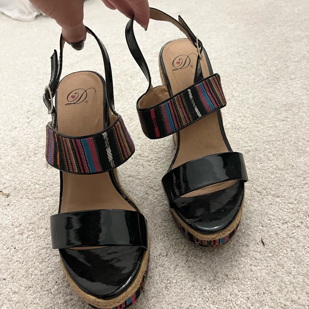 WEDGES - Picture 4 of 5
